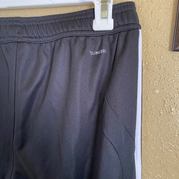 Adidas women's skinny sweats - Picture 3 of 5